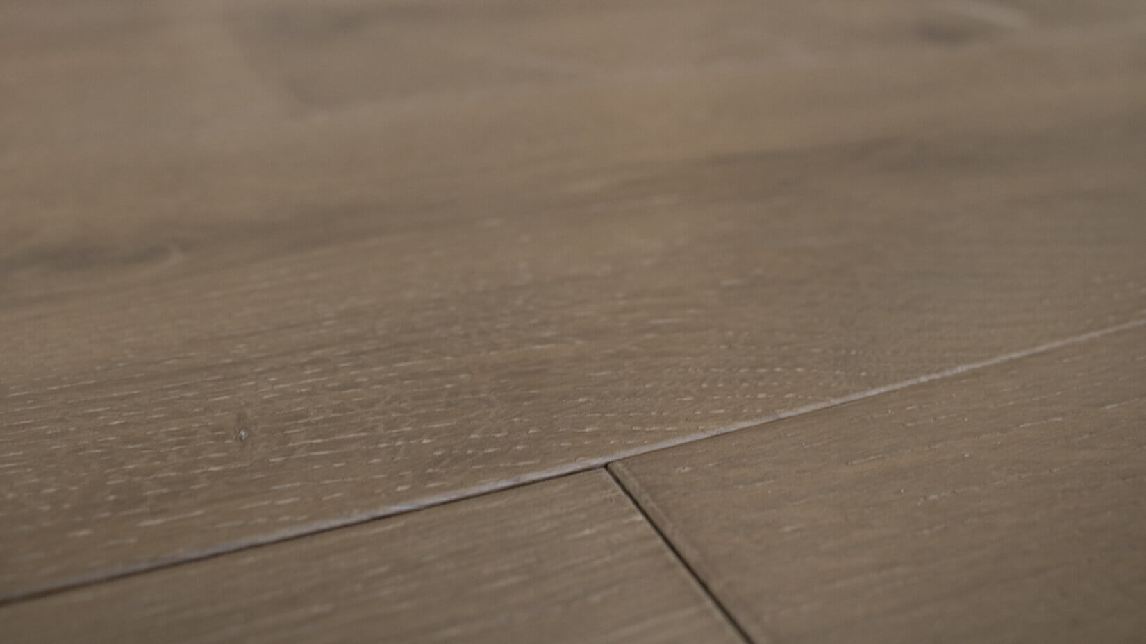 Grandeur Metropolitan- European White Oak- 7-1/2"xRL Grandeur Metropolitan- European White Oak- 7-1/2"xRL