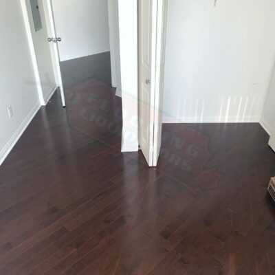 installing light brown vinyl floors