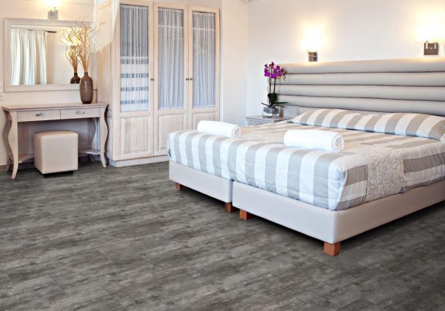 XL FLOORING - EASYTILE VINYL COLLECTION XL FLOORING - EASYTILE VINYL COLLECTION