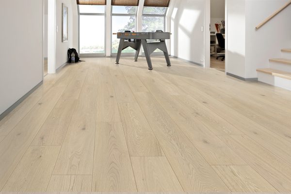 Fuzion- Expressions Collection - 71/2" - European Oak Fuzion- Expressions Collection - 71/2" - European Oak